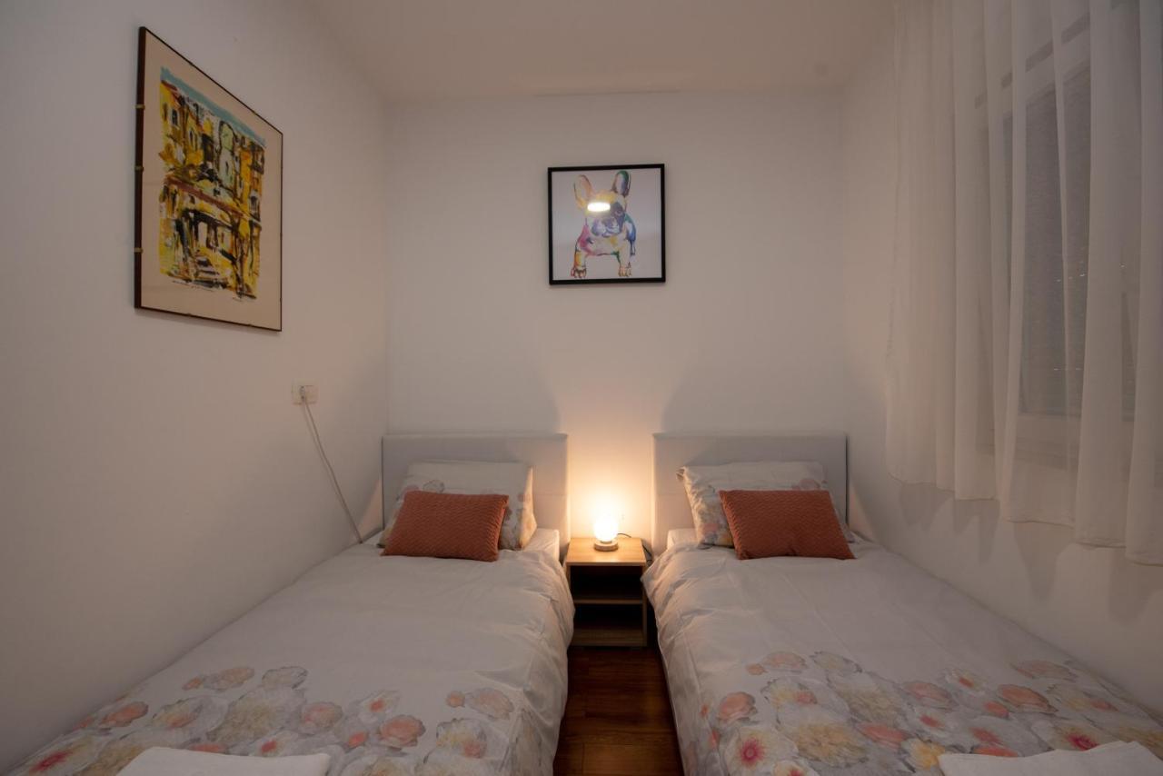 Apartment Miss Tina トロギール エクステリア 写真